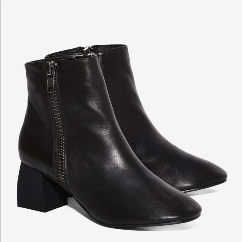 Intentionally Blank FIT boot 39